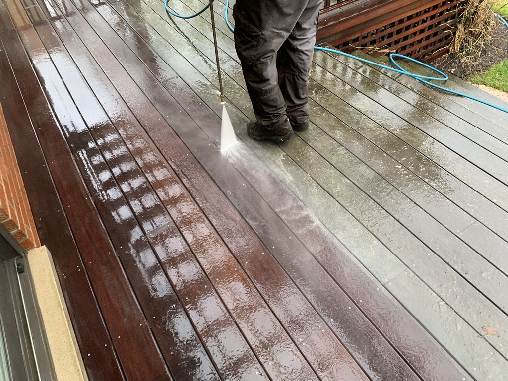 Deck Cleaning Chicago